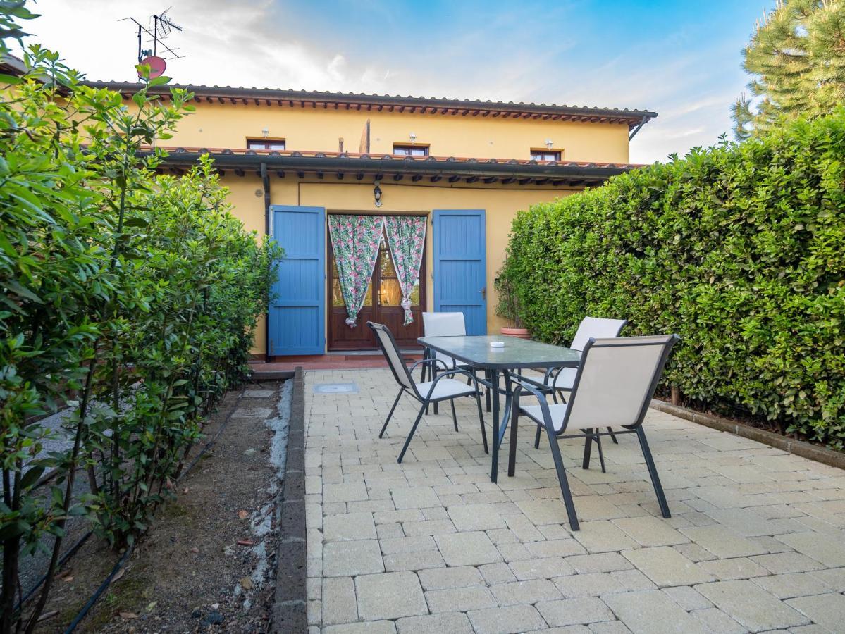 Locanda Dei Sette Limoni - Camere E Residence Vada Exterior foto